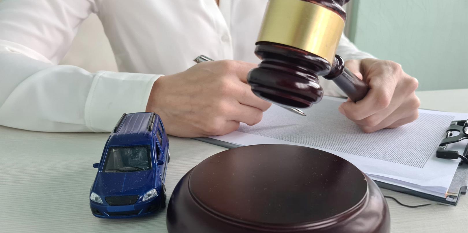 Como-elegir-un-buen-abogado-de-accidentes-David-Sanchez-Law-Group