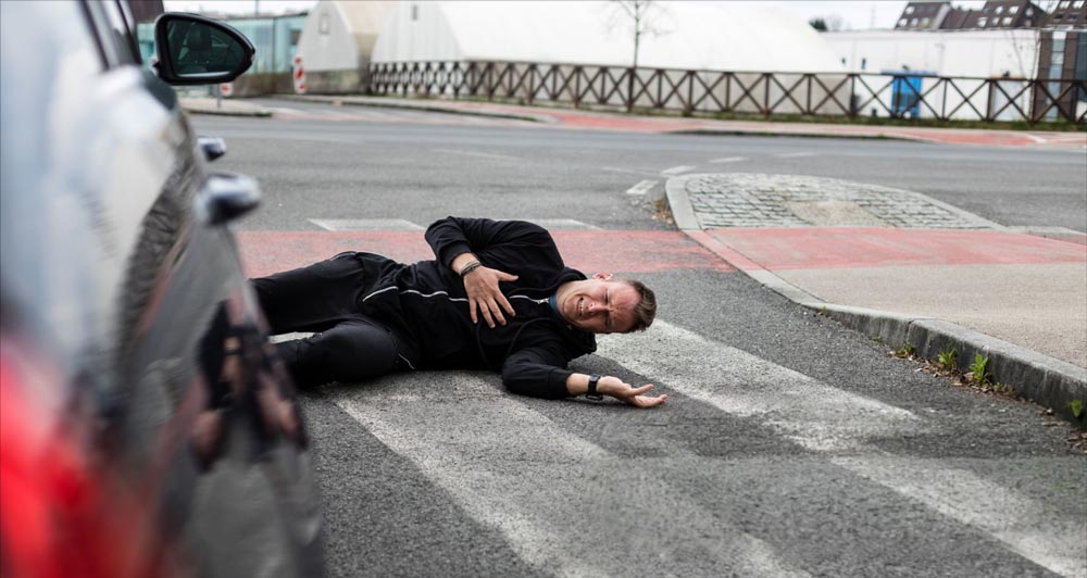 peaton-herido-accidente-auto-paso-cebra-dallas